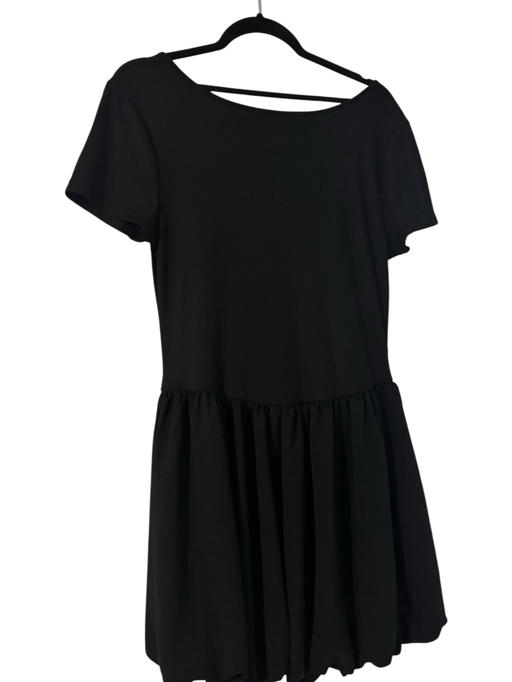 Persaya Black Short Sleeve Mini Skater Dress